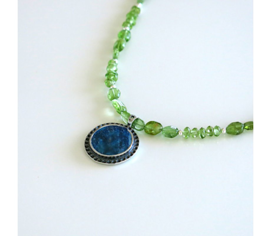 Michal Kirat Green Peridot Beads Necklace with Roman Glass Silver-framed Pendant